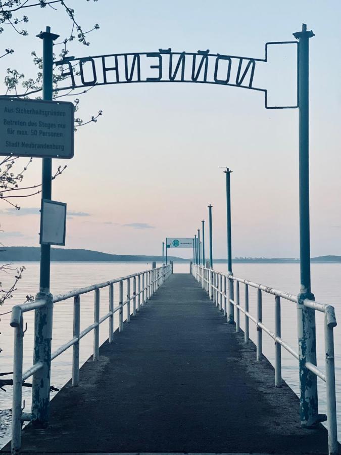 Auszeit Tollensesee Gross Nemerow ภายนอก รูปภาพ